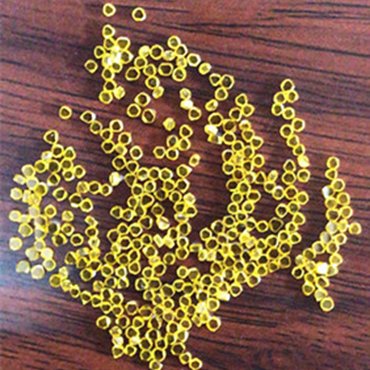 Inspect the Width, Thickness and Purity of Crystal Diamond Stones