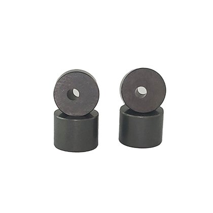 Diamond Nozzles with Inclined Hole