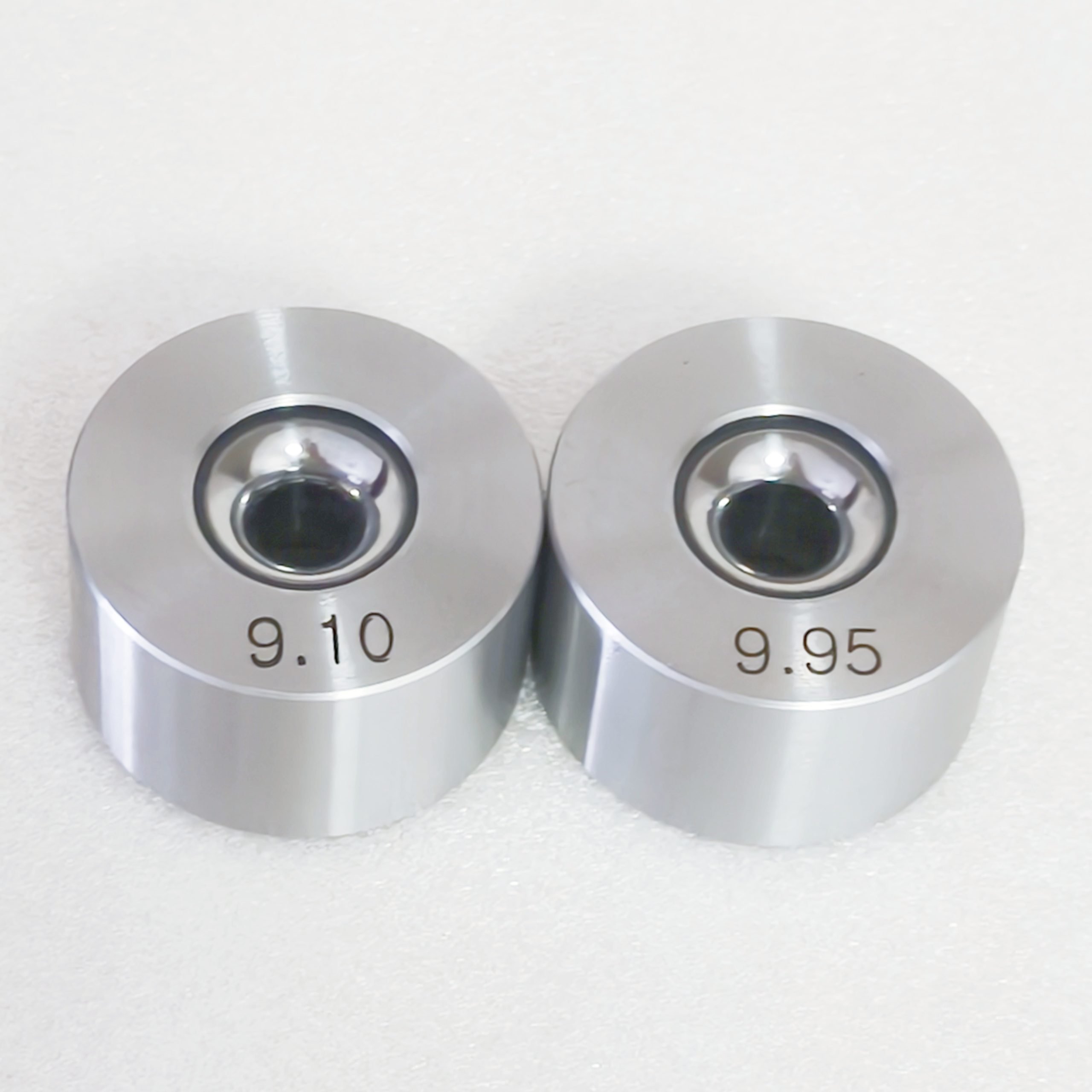 Small size carbide dies