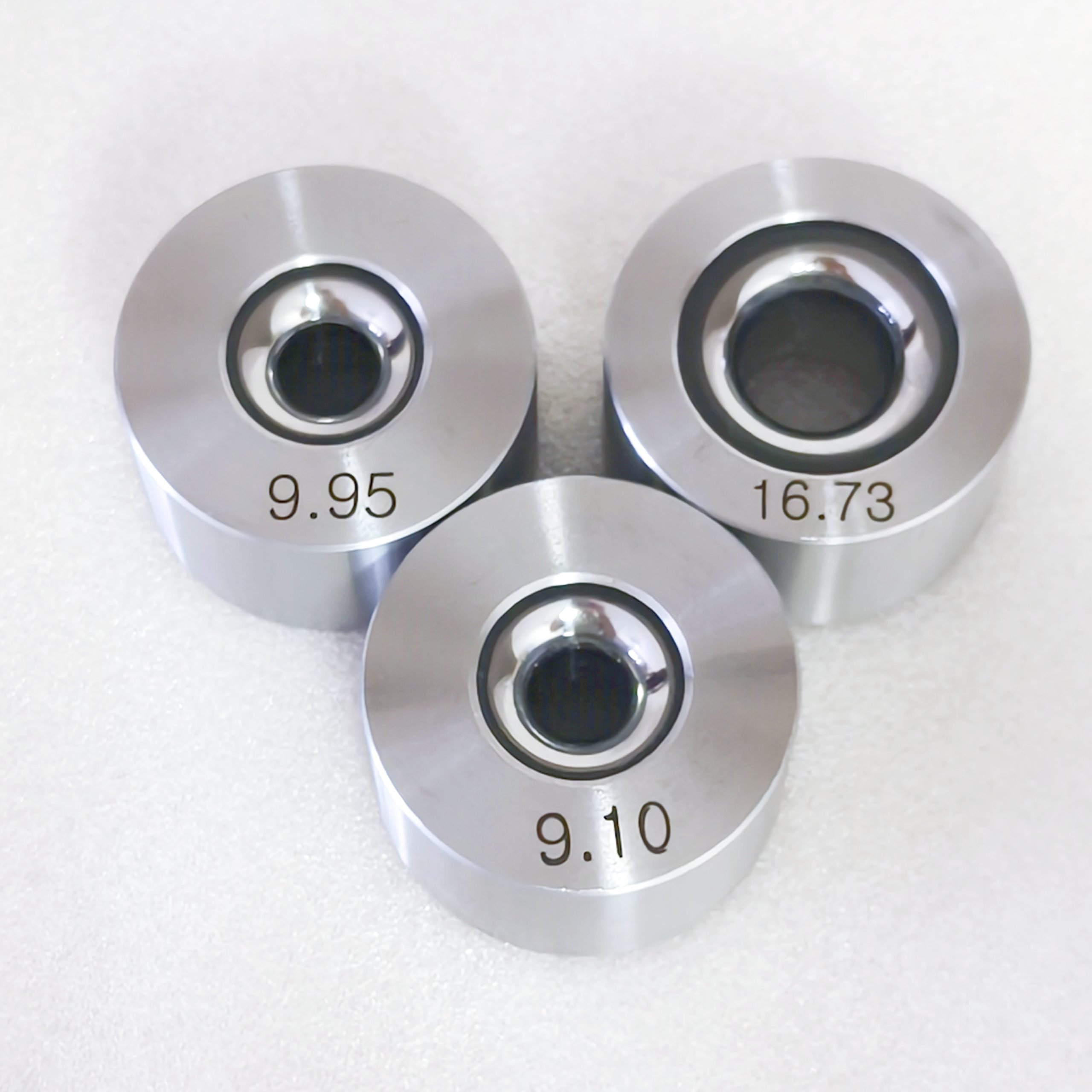 TC DIES WITH DIFFERENT CARBIDES
