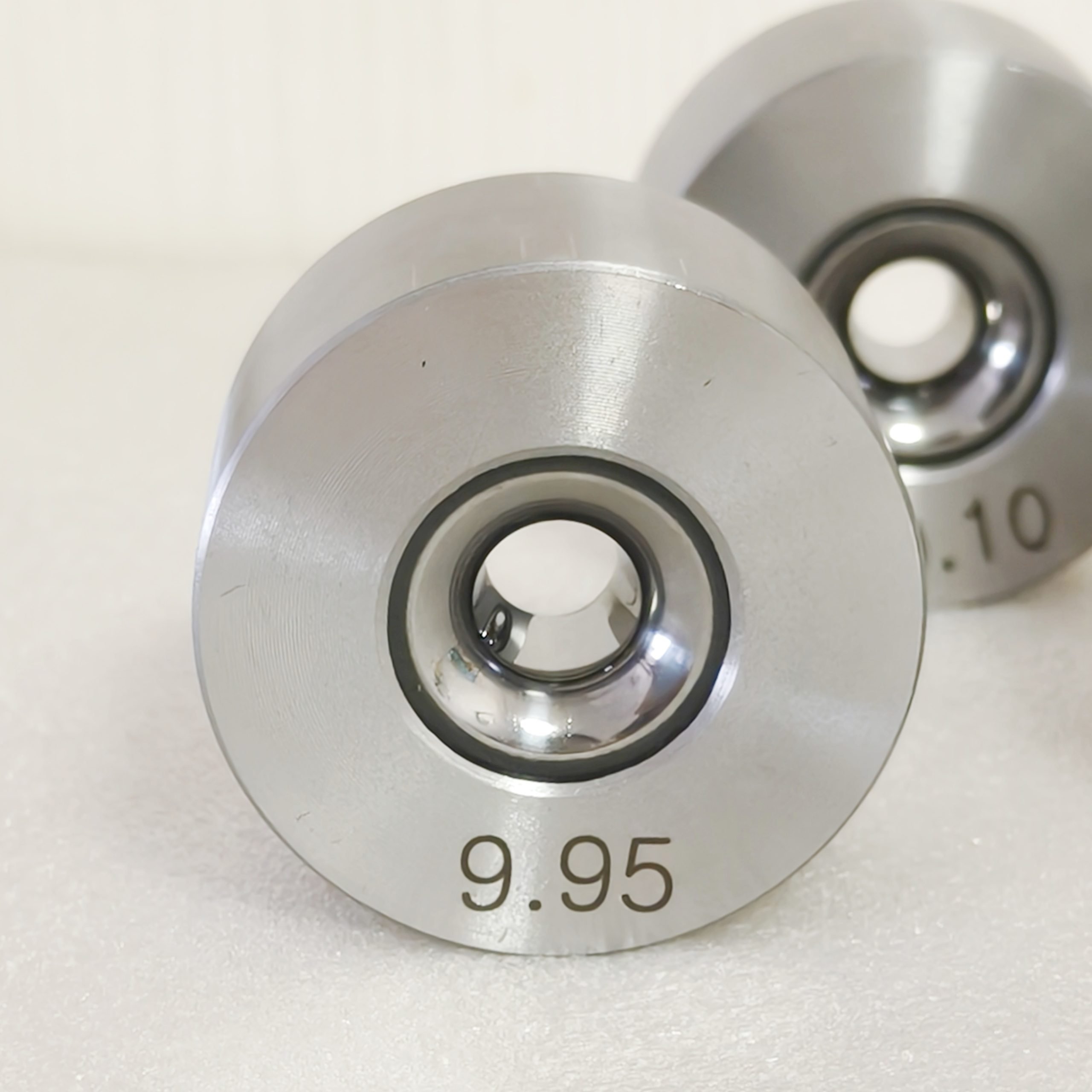 Tolerance of carbide dies